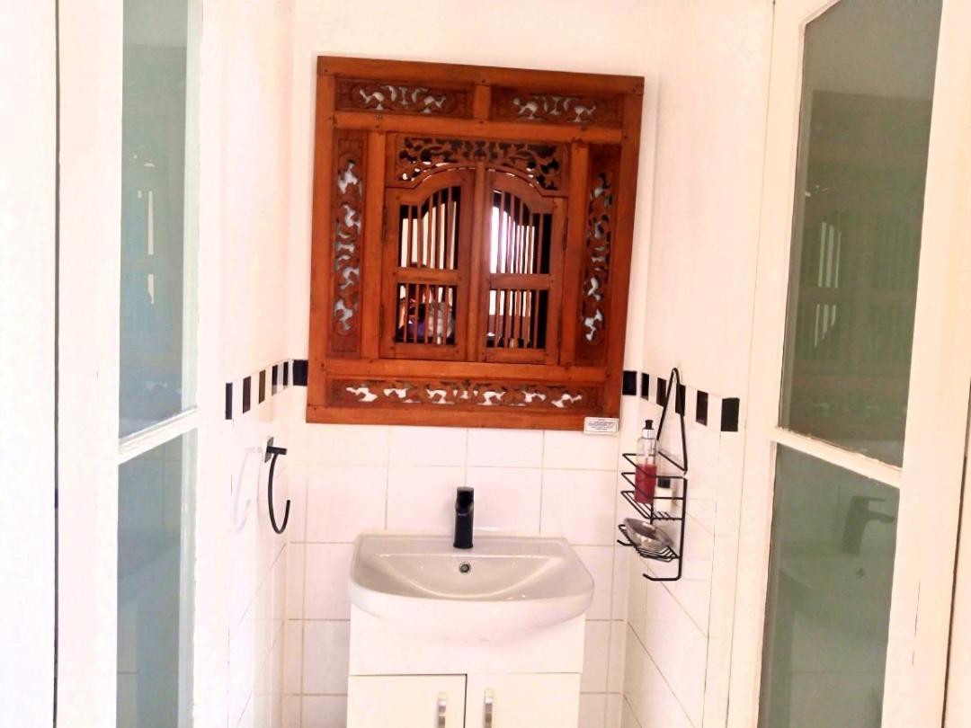 ลิเบอร์ตี้ลอดจ์ Bed & Breakfast เคปทาวน์ ภายนอก รูปภาพ