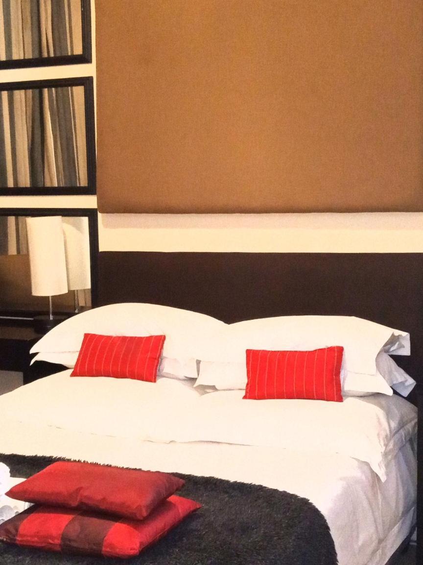 ลิเบอร์ตี้ลอดจ์ Bed & Breakfast เคปทาวน์ ภายนอก รูปภาพ